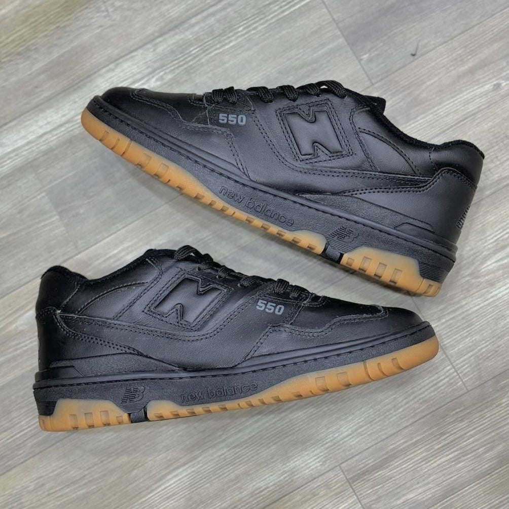 Tênis New Balance 550 'Black Gum'