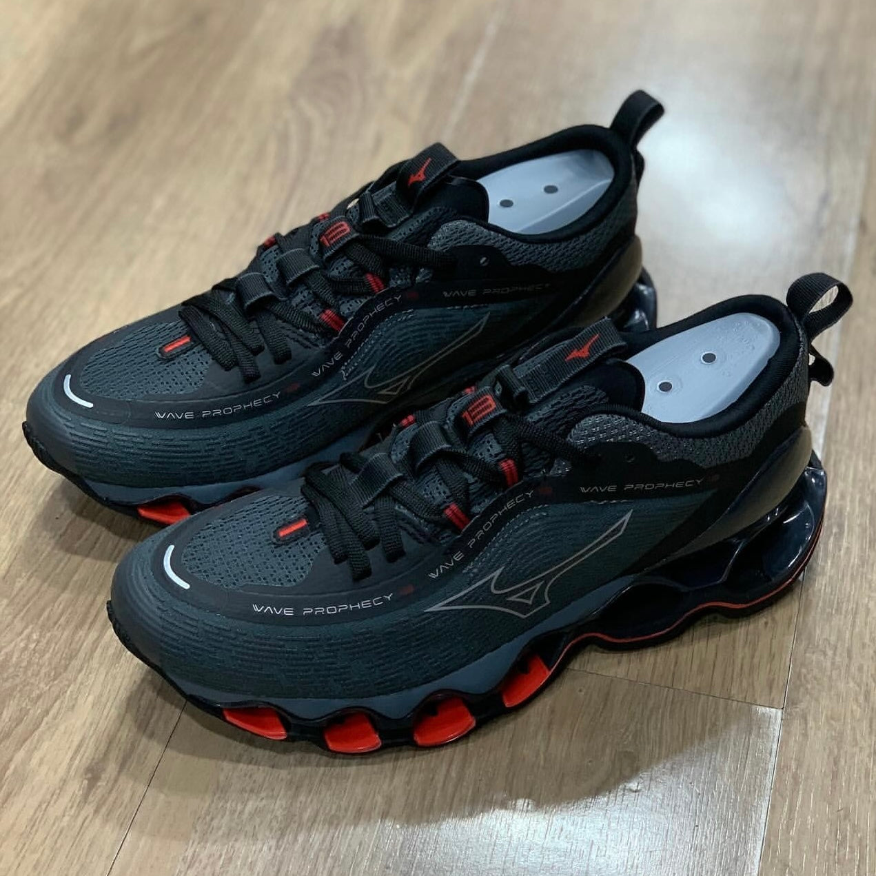 Tênis Mizuno Wave Prophecy XIII 'Back/Red"