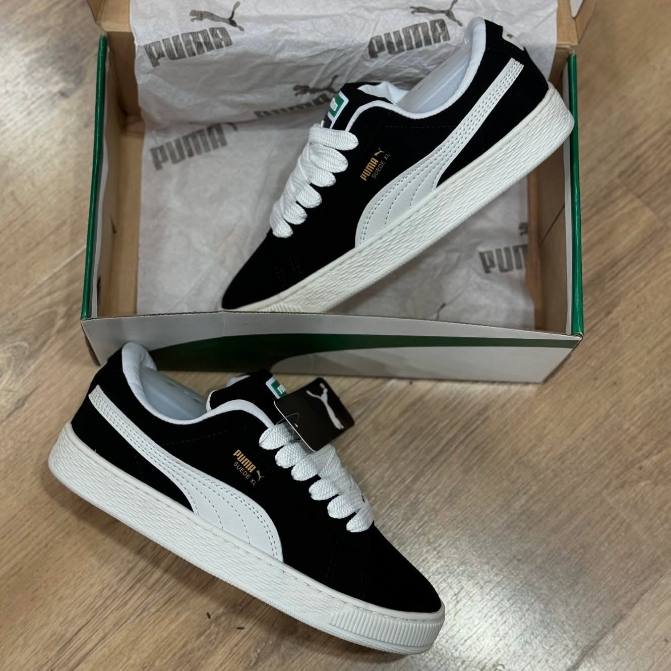 Tênis Puma Suede XL "Black White"