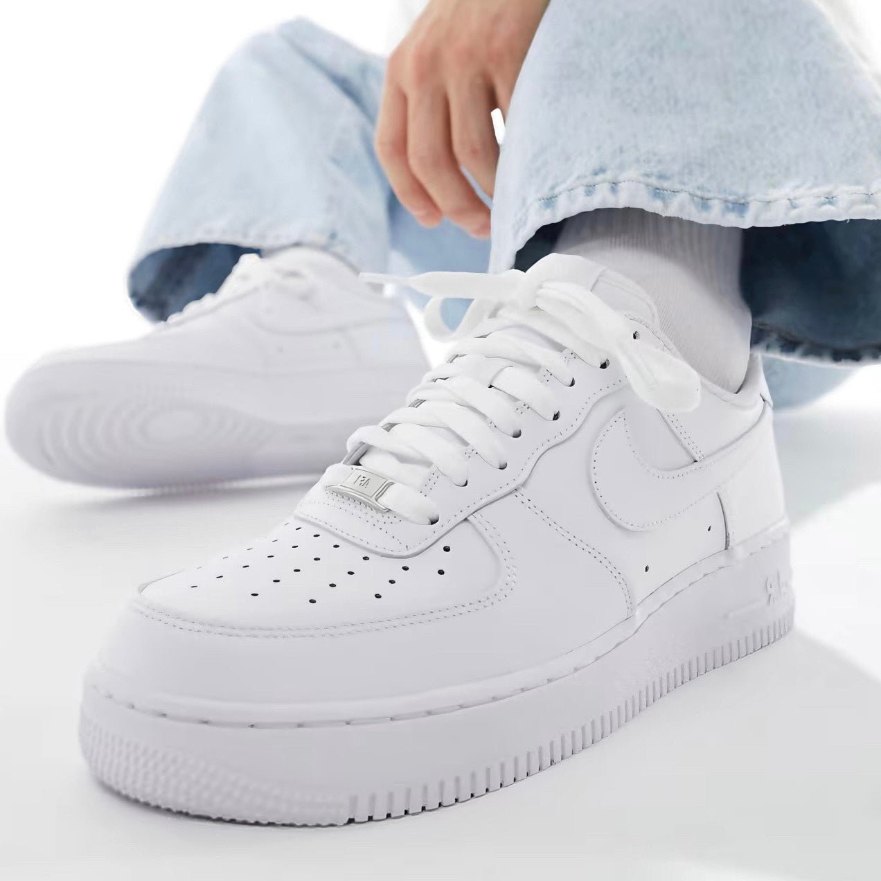 Tenis Nike Air Force 01