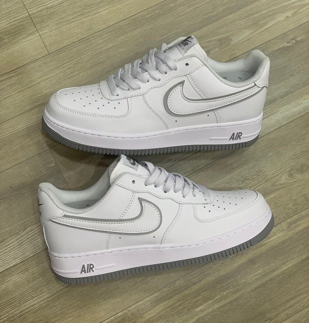 Tênis Air Force 1 'White Wolf Grey'