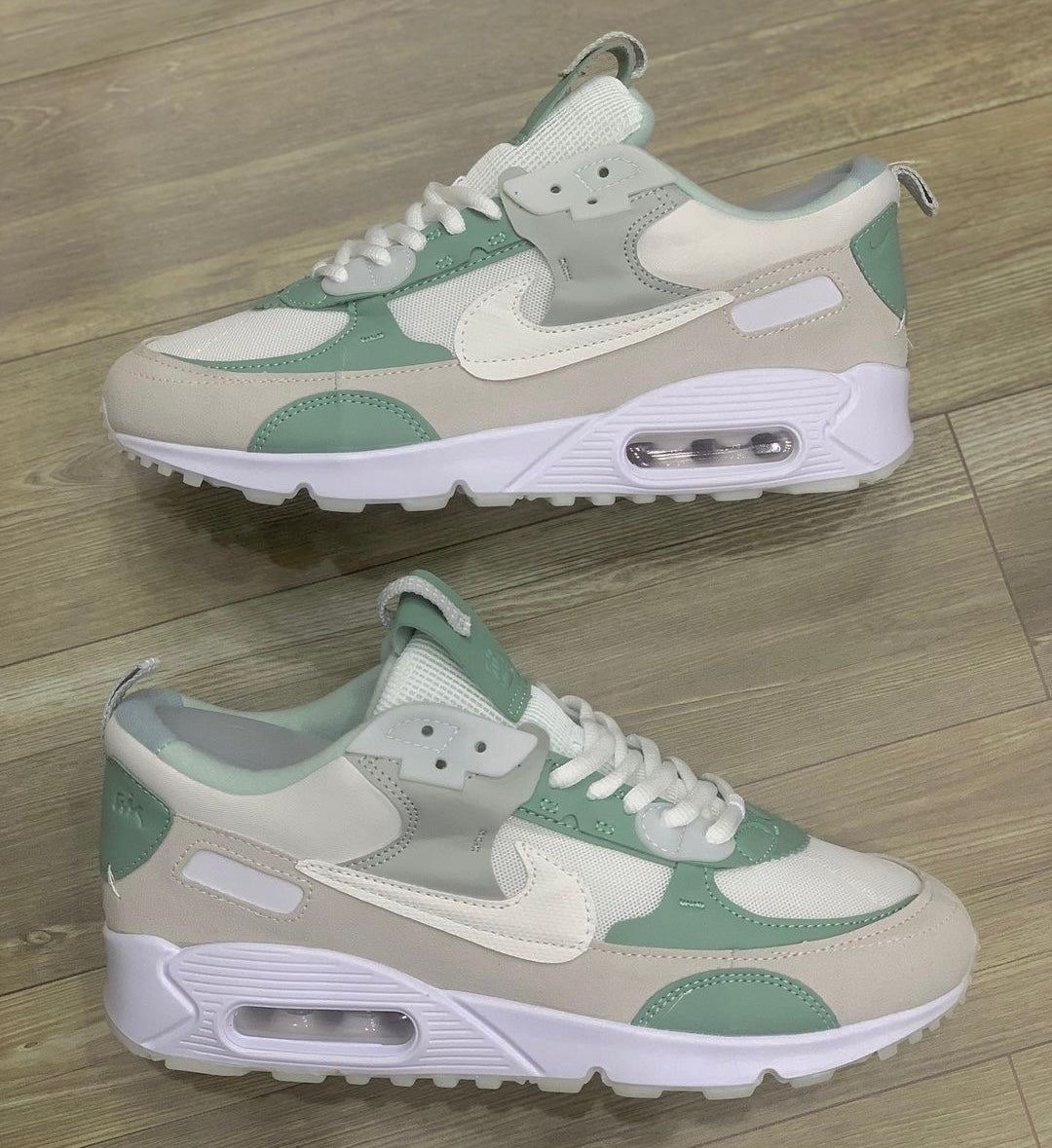 Tênis Air Max 90 Futura 'Mint'