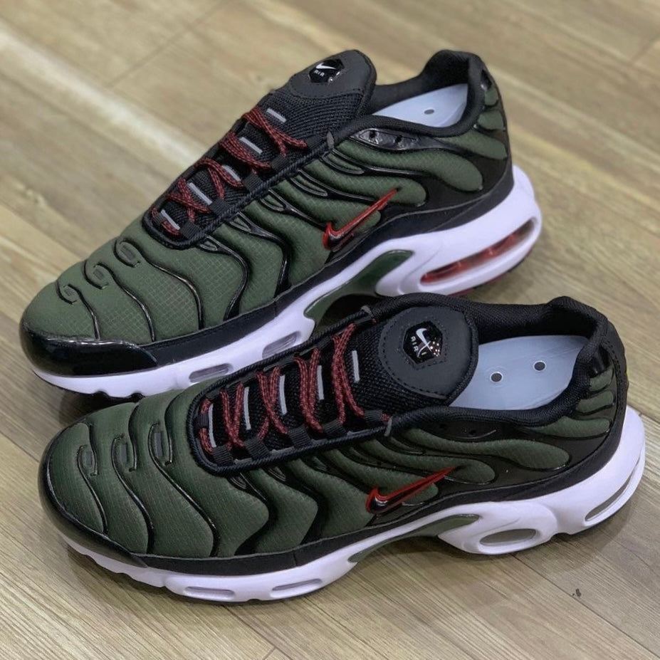 Tênis Air Max Plus Phantom 'Cargo Khaki'