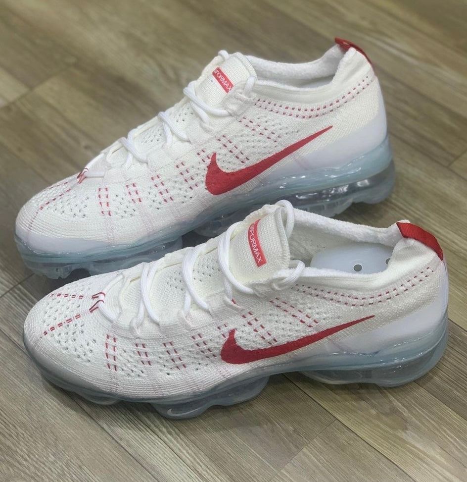Tênis Air VaporMax 2023 Flyknit 'Sail Track Red'
