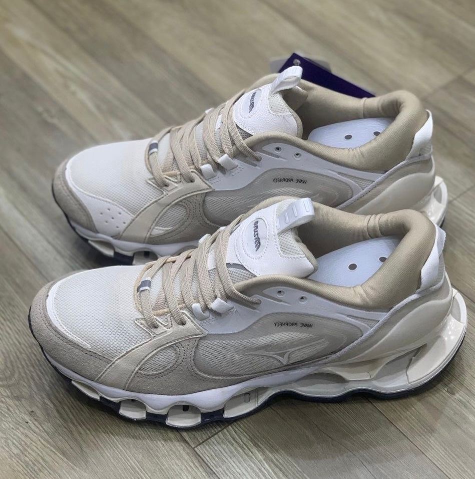Tênis Mizuno Wave Prophecy B2