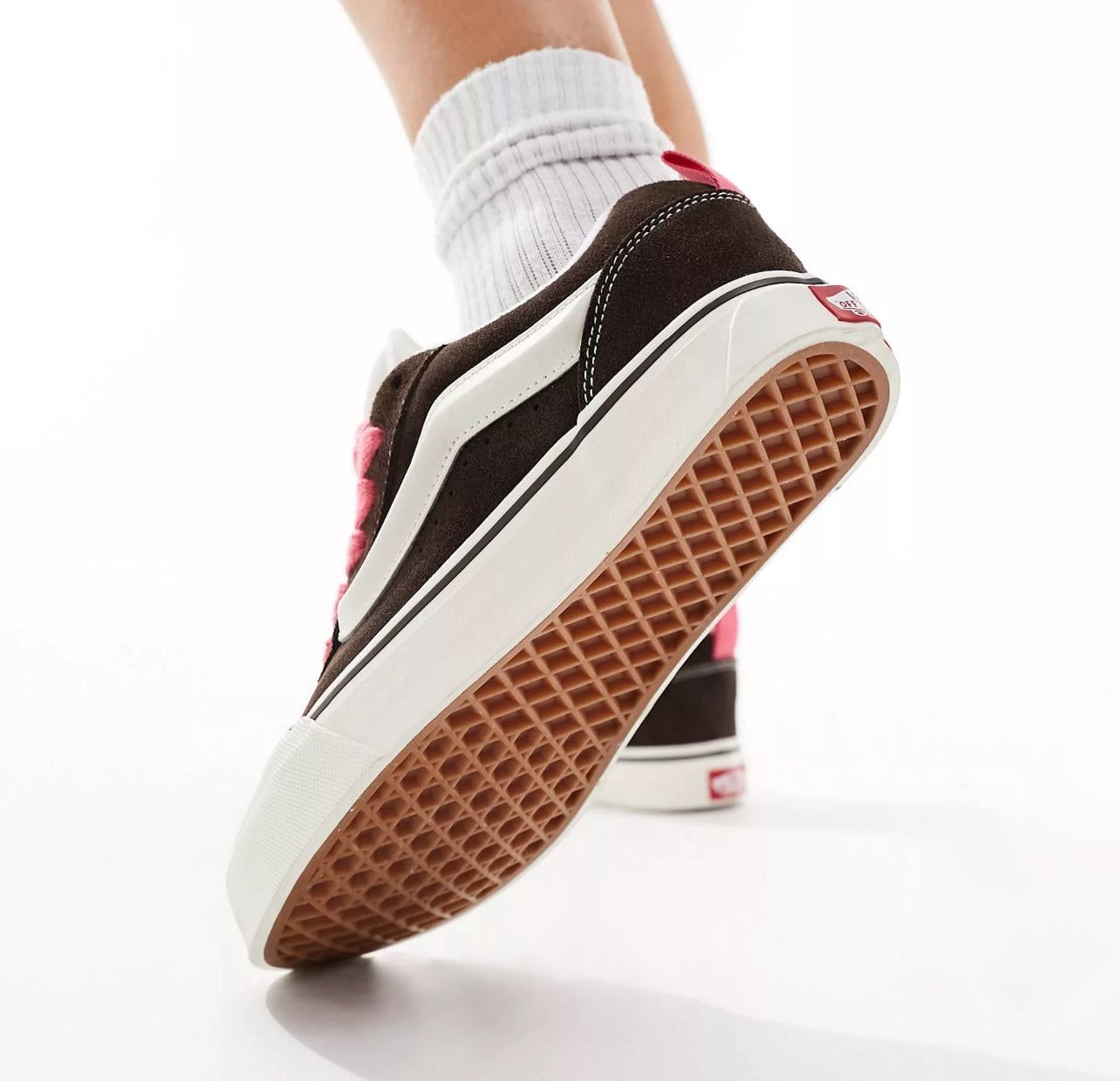Tênis Vans Knu Skool Seasonal Hero 'Brown White'