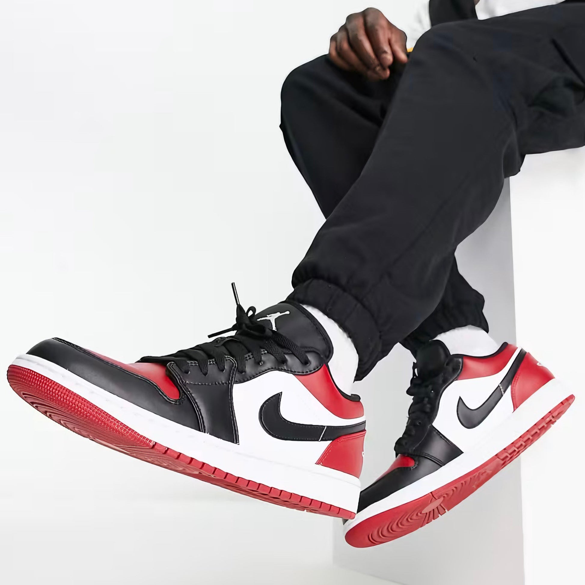 Tênis Nike Air Jordan 1 Low 'Bred Toe'