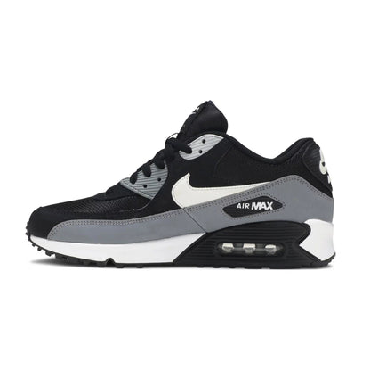 Tênis Nike Air Max 90 Essential 'Cool Grey'