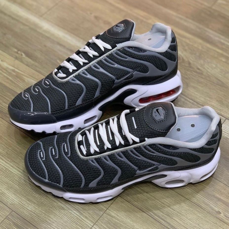 Tênis Air Max Plus 'Cool Grey'