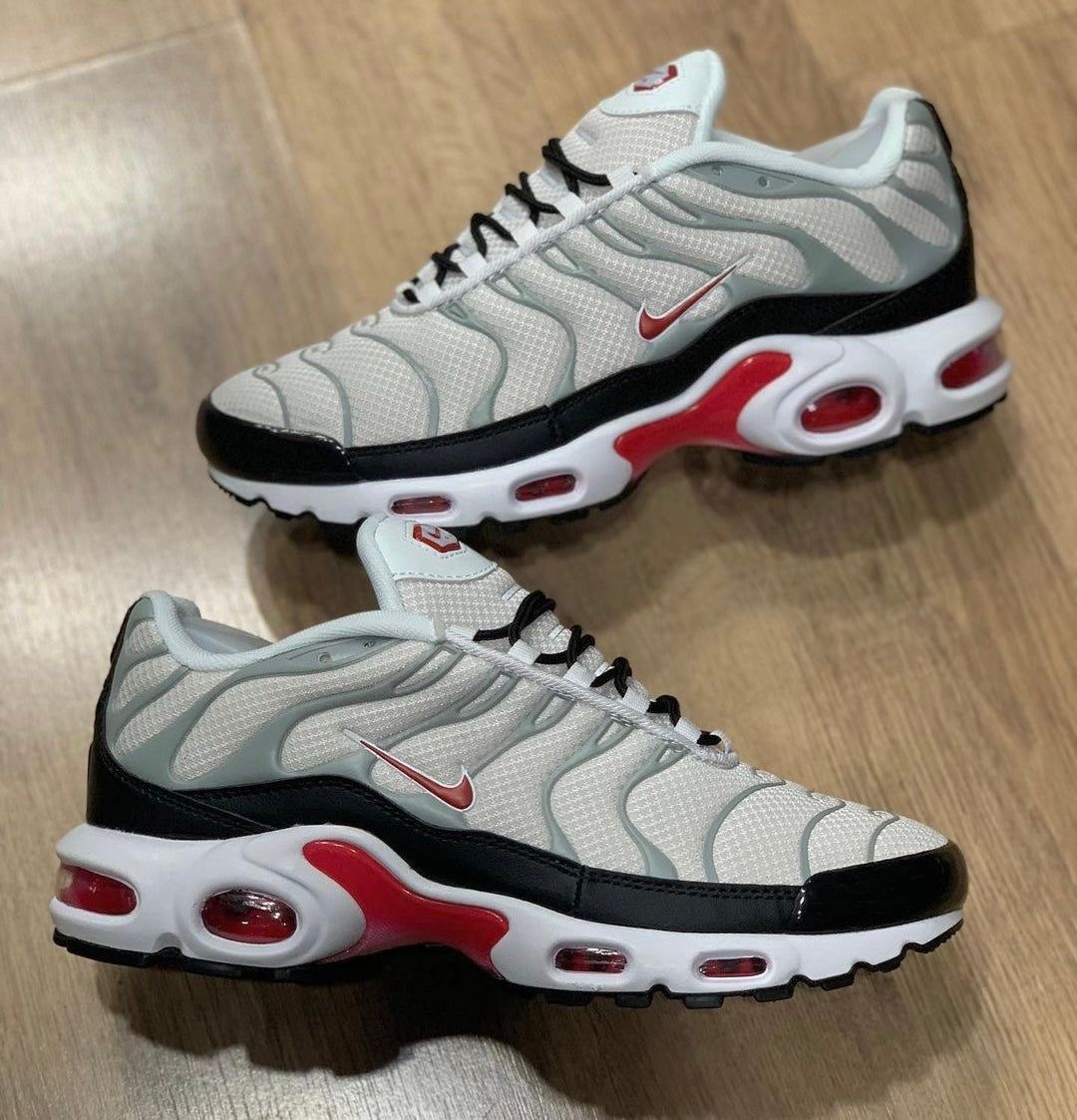 Tênis Air Max Plus 'Photon Dust Particle Grey'