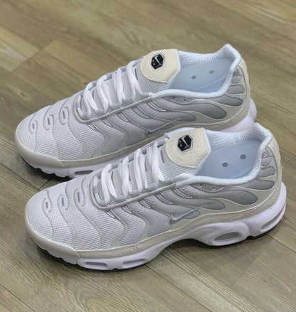 Tênis Air Max Plus 'Pure Platinum'