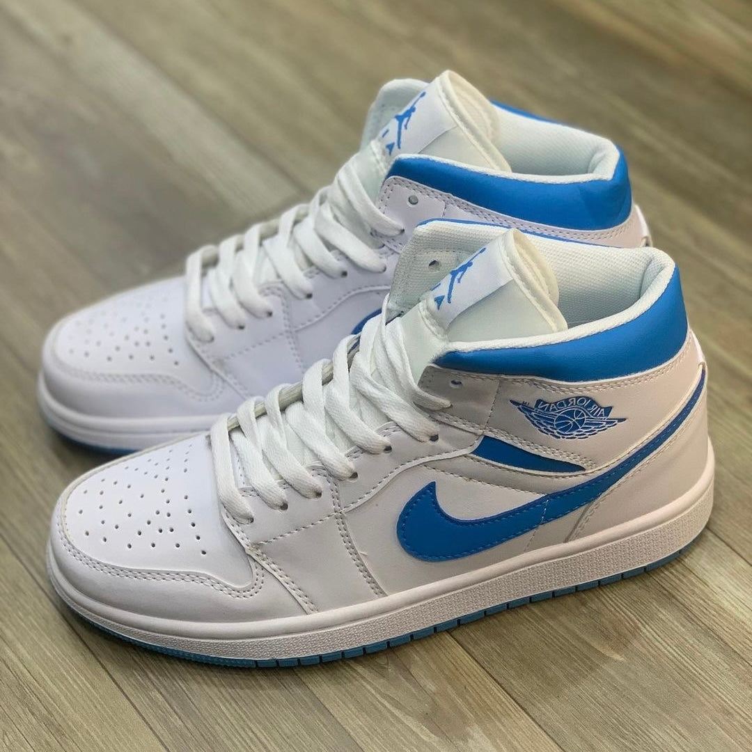 Tênis Jordan 1 Mid 'UNC'
