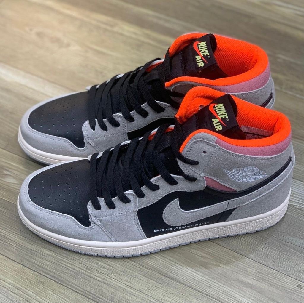 Tênis Jordan 1 Retrô High 'Neutral Grey Hyper Crimson'
