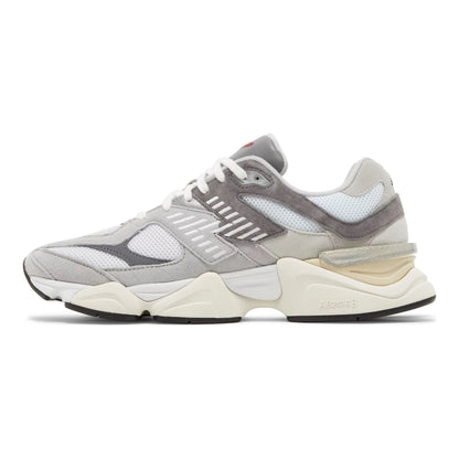 Tênis New Balance 9060