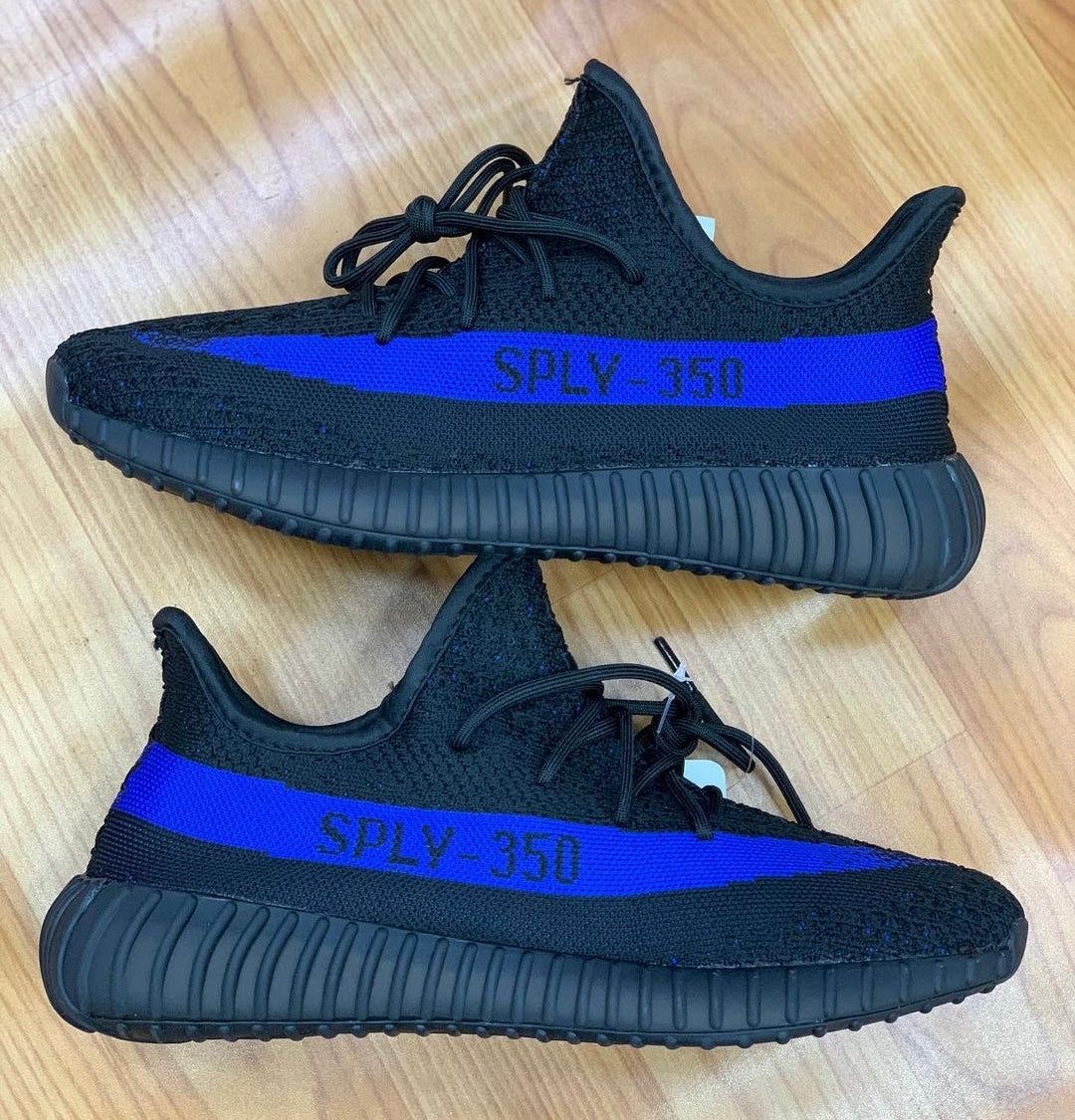 Tênis Yeezy Boost 350 V2 'Dazzling Blue'